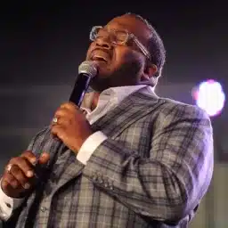 Marvin Sapp – The Best In Me